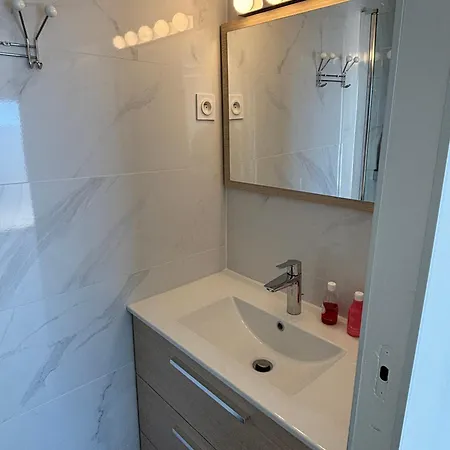Apartment T2 Vue Mer, 30m De La Plage Et Du Port Le Barcares